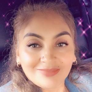 Meet your Posher, Delia